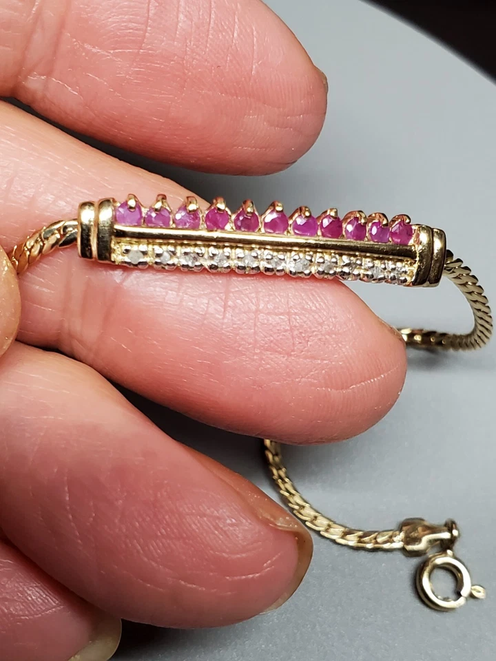 Brazalete de cadena de diamantes y rubíes de plata de ley maciza de 18 quilates de 7,8" Foto 2 de 4