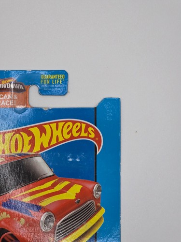 Hotwheels HW CITY '67 Austin Mini Van - Picture 4 of 6