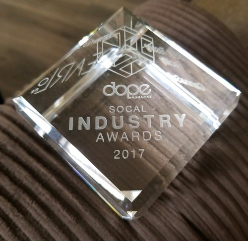 2017 Dope Magazine Award MIGLIOR fermacarte per strutture CANNASAFE - Foto 2 di 7