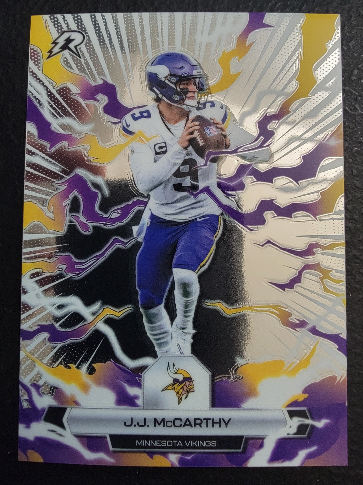 2025 Topps Resurgence J.J. McCarthy #64 Base Card
