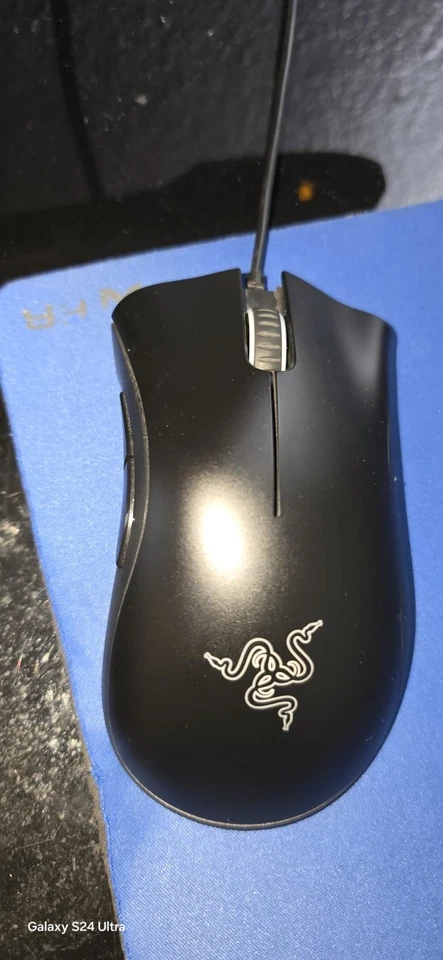 Razer DeathAdder Essential, Schwarz, Kabelgebundene Gaming-Maus