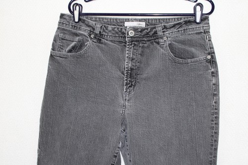Chico's Platinum Women Sz 2.5 Short Facet Jeans High Rise Straight Leg Gray Wash - Picture 2 of 7
