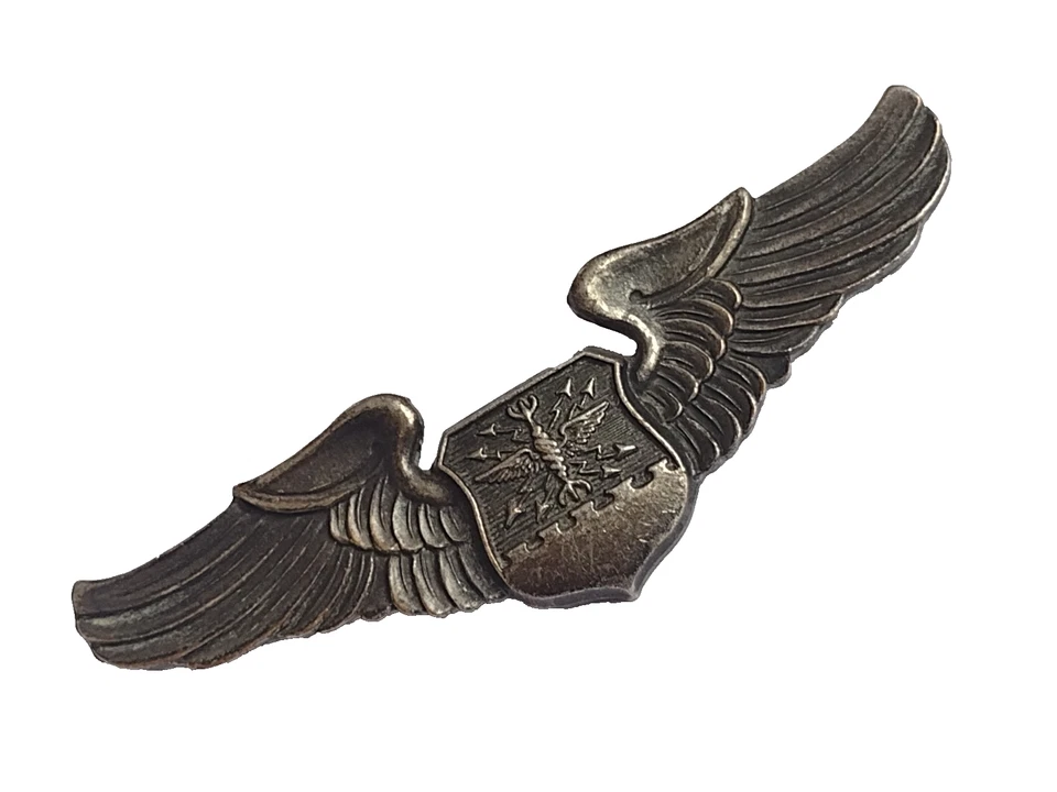 Original United States Air Force (USAF) Navigator Badge Navigator Wings Vintage - Image 4 of 4