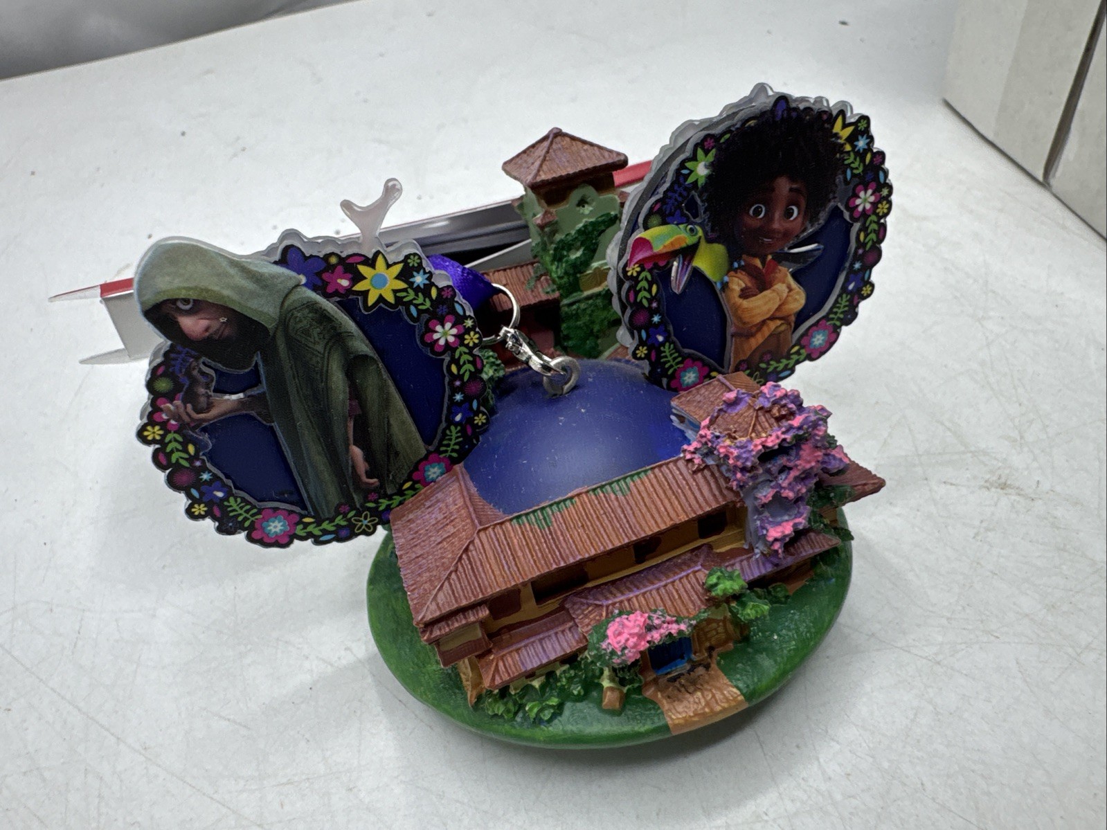 Picture 6 of 10