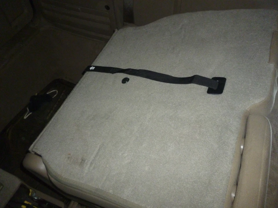 Asiento del lado del conductor tercera fila tela tostada 2016 Dodge Grand Caravan tela tostada Foto 3 de 3