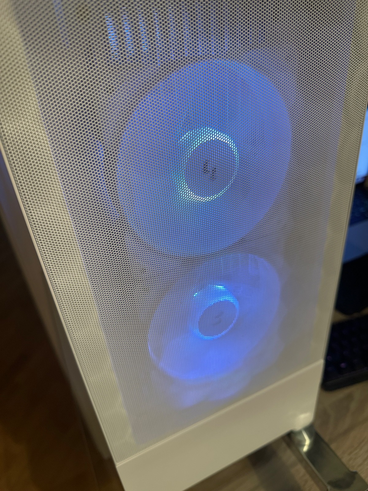 gaming pc usato - RTX 5090, Ryzen 9800x3d, DDR5 Corsair titanium RGB 6400, 2tbM2