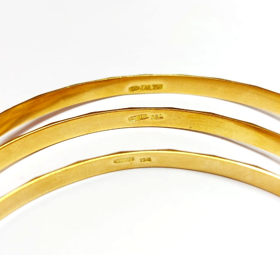 Three 18K Solid Gold Hoop Bracelets Vintage '50 I… - image 6