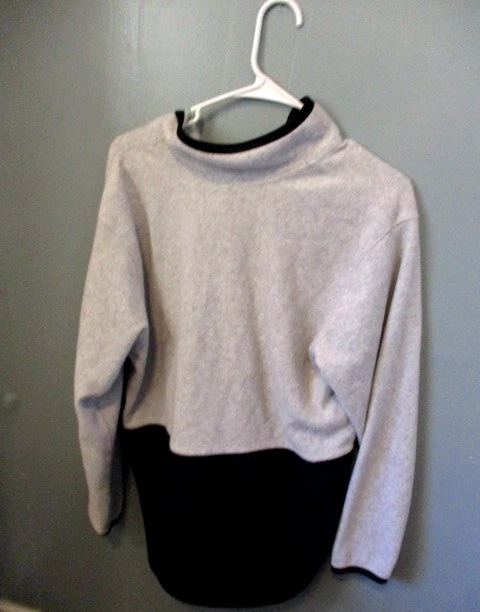 ПУЛОВЕР DISNEY ЧЕТВЕРТЬ МОЛНИИ ФЛИС С ИЗОБРАЖЕНИЕМ ПЛУТО, УНИСЕКС РАЗМЕР M СИНИЙ И СЕРЫЙ - Изображение 4 из 4