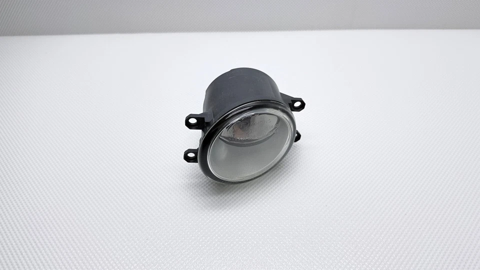 Левый противотуманный фонарь в сборе 2008 2009 - 2013 Lexus IS250 RX350 LX570 A045715 OEM - Изображение 2 из 4
