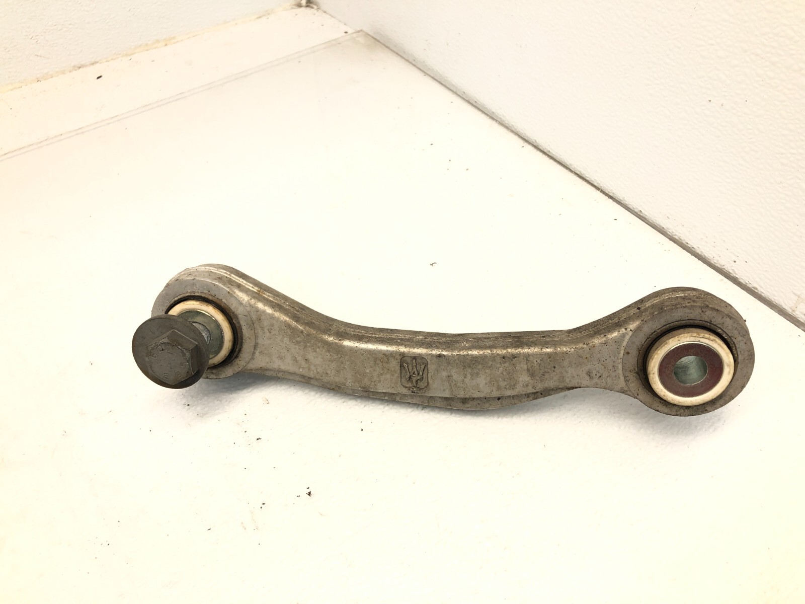 2017-2024 MASERATI LEVANTE S AWD RIGHT PASS REAR UPPER LOWER CONTROL ARM SET OEM
