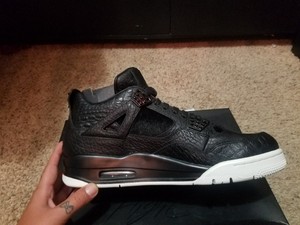 jordan retro 4 pinnacle