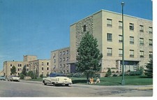 Vintage Postcard WY University of Wyoming Men's Residence 1950s Cars -554