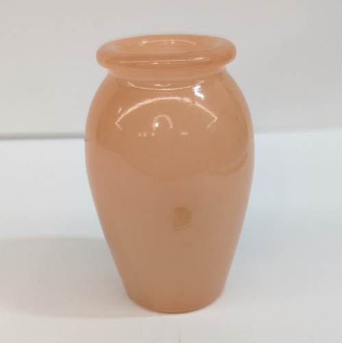 Vintage Italian Pink Alabaster Mini Bud Vase Carved Stone Blush Pink 3" Tall - Picture 2 of 11