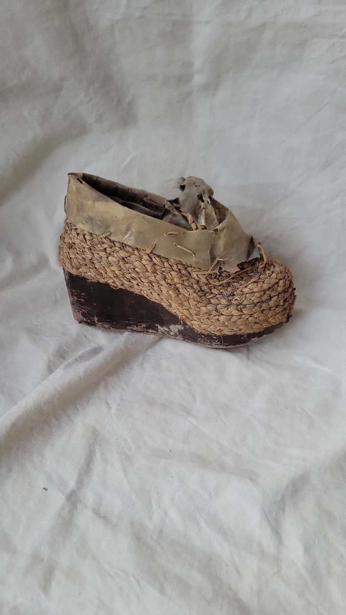 Paire De Chaussures Anciennes Pour Poupée Jumeau – Cuir, XIXe Siècle (sortie De Grenier)