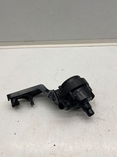 BMW 5 G30 G31 G38 2019 Zusatzwasserpumpe 9372723 Diesel DDO23517