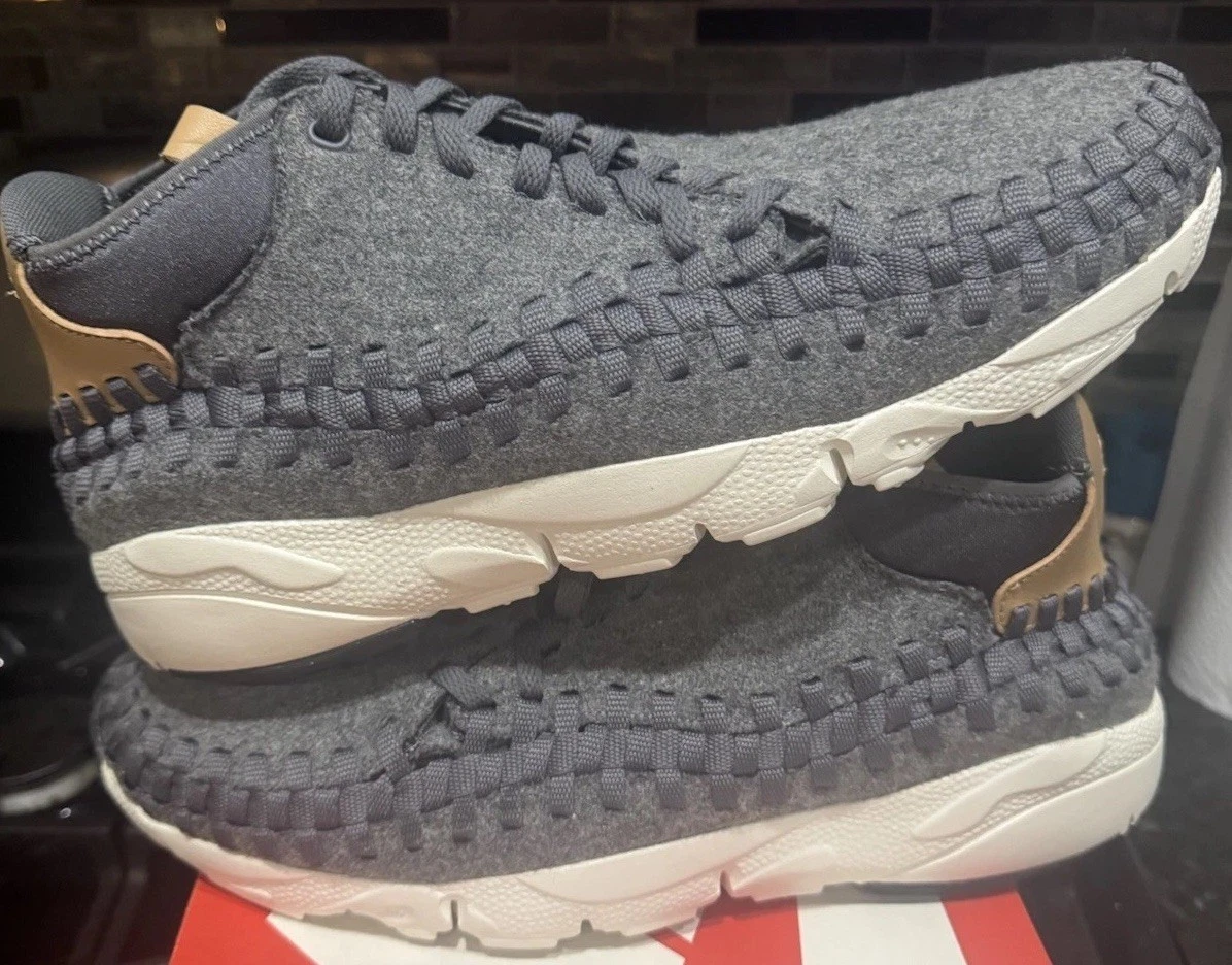 Nike Air Footscape Woven Chukka SE Dark Grey Sail for Sale