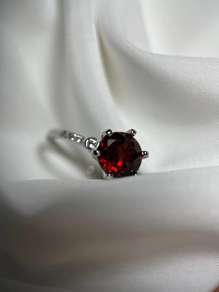 Natural Rhodolite Garnet Solitaire in 925 Sterling Silver - Imagen 2 de 3