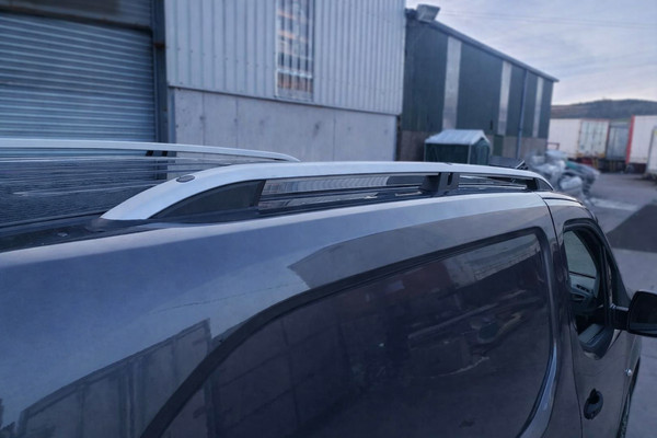 Silberne Aluminium DachträGer FüR Vauxhall Opel Combo E Swb 2019-2023 Van Top-image