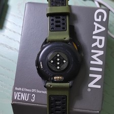 Garmin Venu 3 Smartwatch GPS Touchscreen 45 mm cassa nera cinturino verde