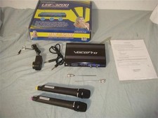 VOCOPRO UHF-3200 UHF DUAL CHANNEL WIRELESS MICROPHONE SYSTEM - READ 