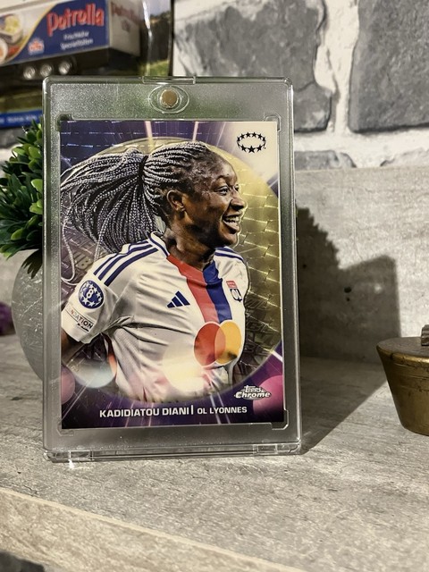 Kadidiatou Diani 1/1 - Vibe - Topps Chrome UWCL 2024-25