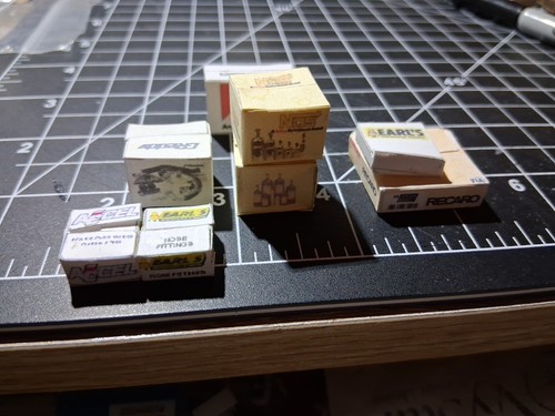 Lot # 22 8Boxes Of Auto Products Ready To Use In Car Dioramas In 1:24-25 Scales - Picture 2 of 10