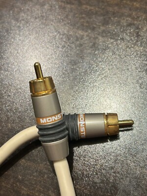 Monster Bass 300 Balanced Subwoofer Cable RCA With Signal Flow 12