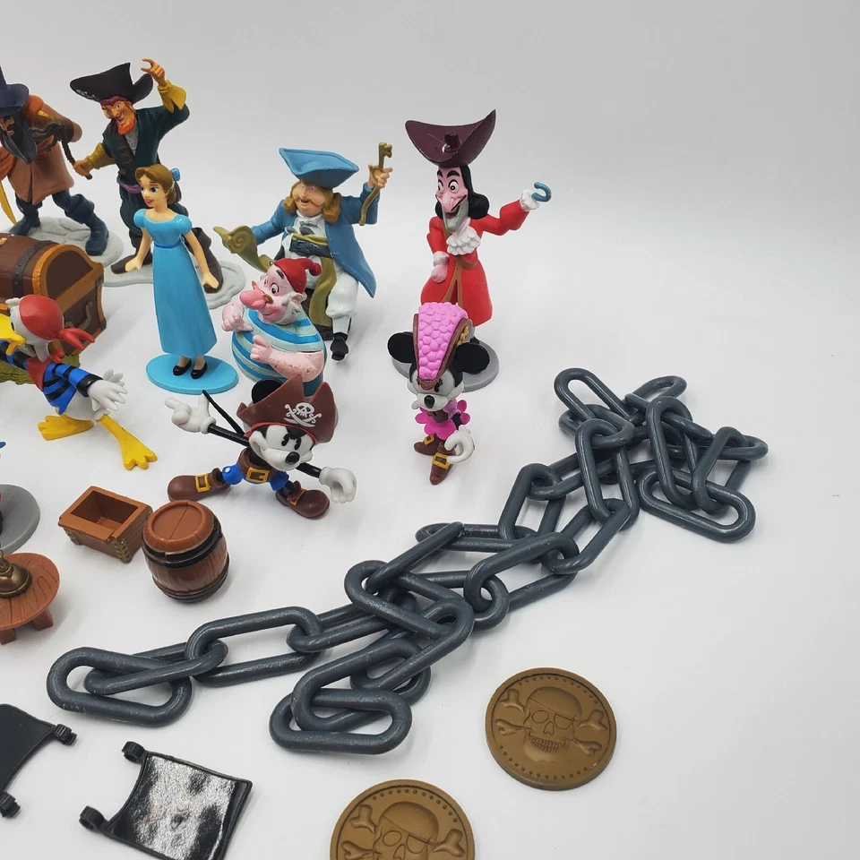 LOTE de figuras de PVC Disney Piratas del Caribe Mickey y Minnie Mouse, Plutón, Stitch Foto 4 de 4