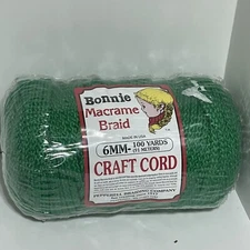 New Vintage Bonnie Macrame Braid 6mm 100 Yards Pepperell Craft Cord Green NOS
