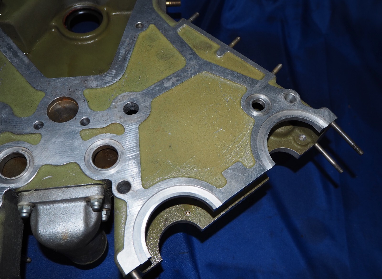 Ferrari 400i 412 F101D F101E V12 Engine Timing Cover Chest OEM Nice Shape 127944