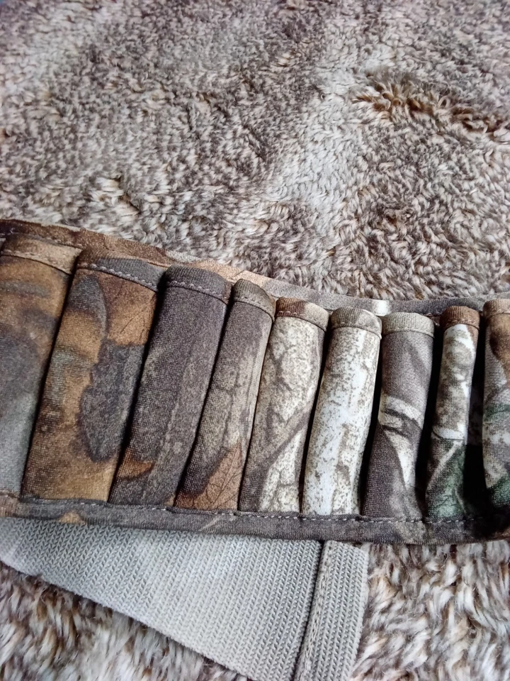 Avery Neoprene Mossy Oak Shotgun Shell Holder Ammo Belt Camo Adjustable - Image 3 of 4