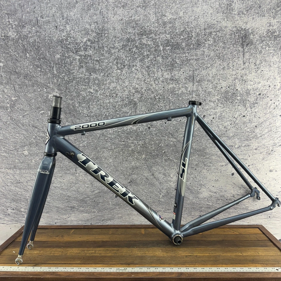 Trek 2000 Frame Set 54 cm USA OCLV 150 Carbon Fiber Fork Vintage Road Bike 130 - Image 3 of 4