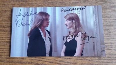 JACQUELINE BISSET & NATHALIE BAYE Foto 20x11cm signiert - ECHTE SIGNATUREN