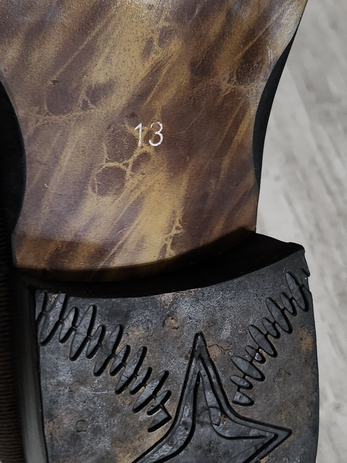 Robert Wayne "Implode" Gray Black Black/Tan Distr… - image 17