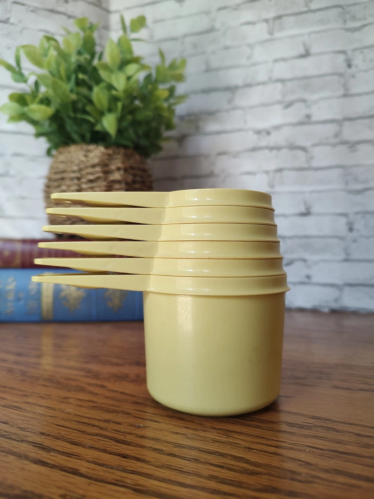 Vintage Tupperware Measuring Cups Harvest Yellow Nesting Set of 6