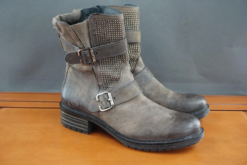 Paul Green Boots Womens Size 10 Gray Leather Studded Moto Buckle Side Zip - Image 3 of 4