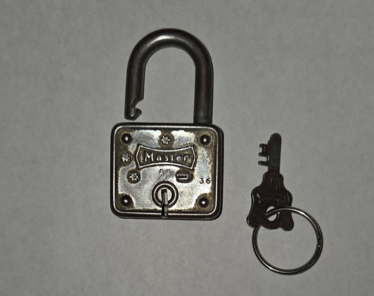 Vintage Master Lock Padlock Little Giant #55 No. 55