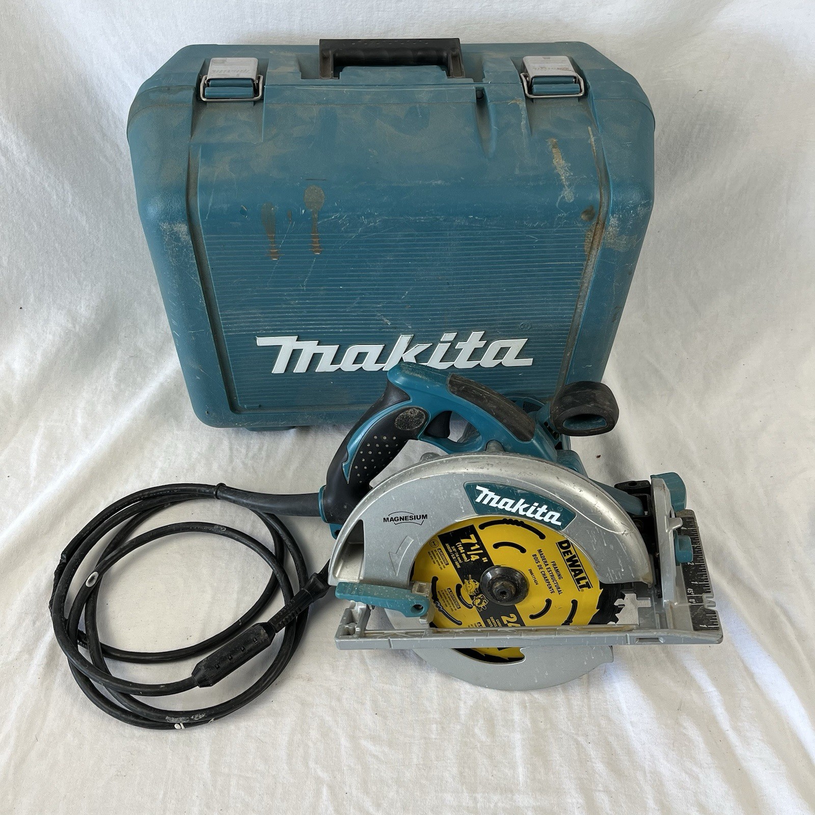 5007mg Corded W/ Case & Blade Cord Has Been Repaired