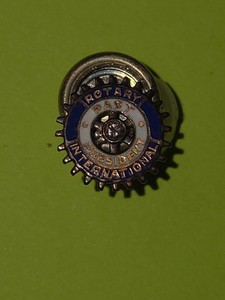 Rotary International 14k Gold Diamond Past President Rotarian Club Member Pin