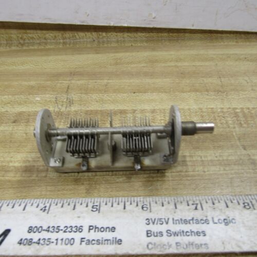 VARIABLE CAPACITOR DUAL 15 pF 3 to 15 pF 1/4 in shaft HFD15X