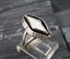 SILVER LEAF Sterling Silver 925 MOP Mother Of Pearl Shadowbox Ring Size 7