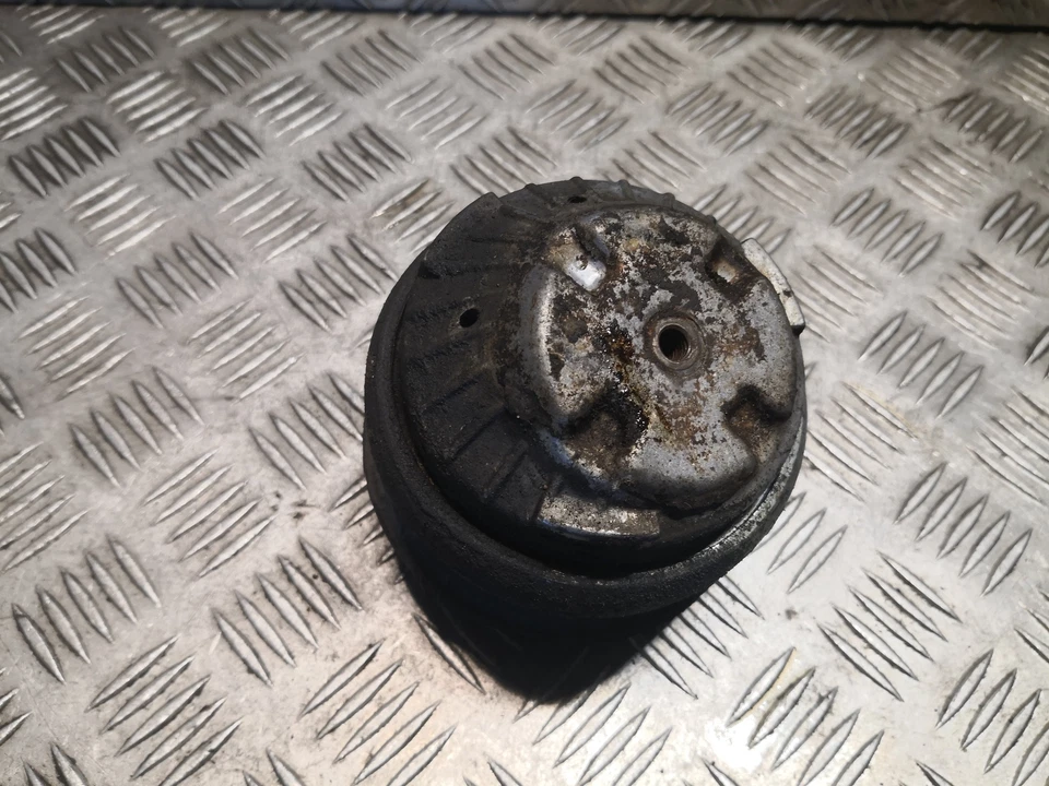 MERCEDES-BENZ S 320 CDI W220 Supporto Motore Lato Destro 2202401817 - Изображение 3 из 3