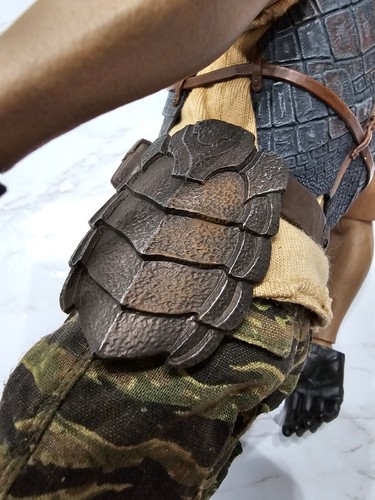 Hot Toys Predator Noland 1/6 Body Armor Clothes Belt ONLY 4 Toy Action Figure - Picture 17 of 24