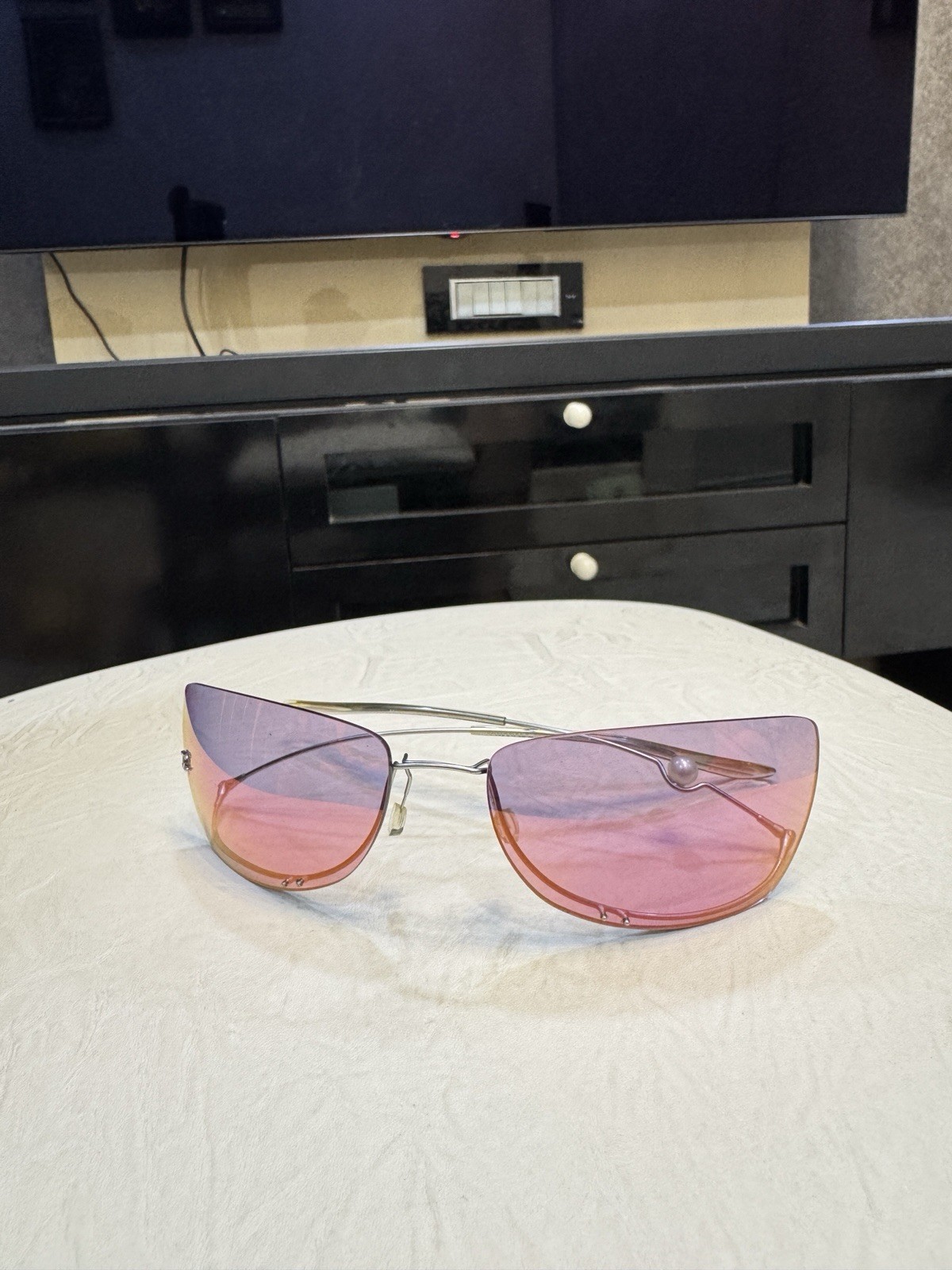 Vintage Chanel 4053-H 103/8R Pearl Pink Mirror Sunglasses Rare Authentic