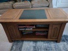 Old Charm Wood bros coffee table with leaves, storage and slate top. Great cond.