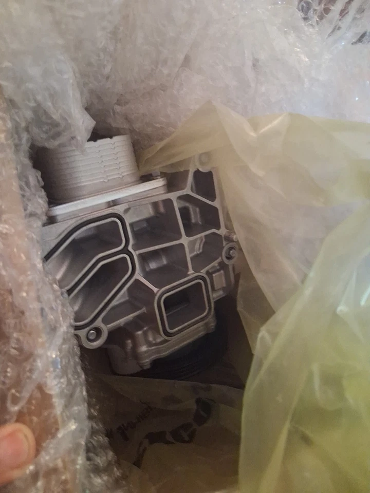 Bomba de agua Chevrolet GM OEM 16-18 motor Malibu 55493558 Foto 3 de 4