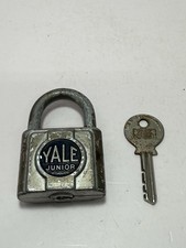 ANTIQUE/VINTAGE Yale Junior Padlock W/Key - USA Made - WORKS!