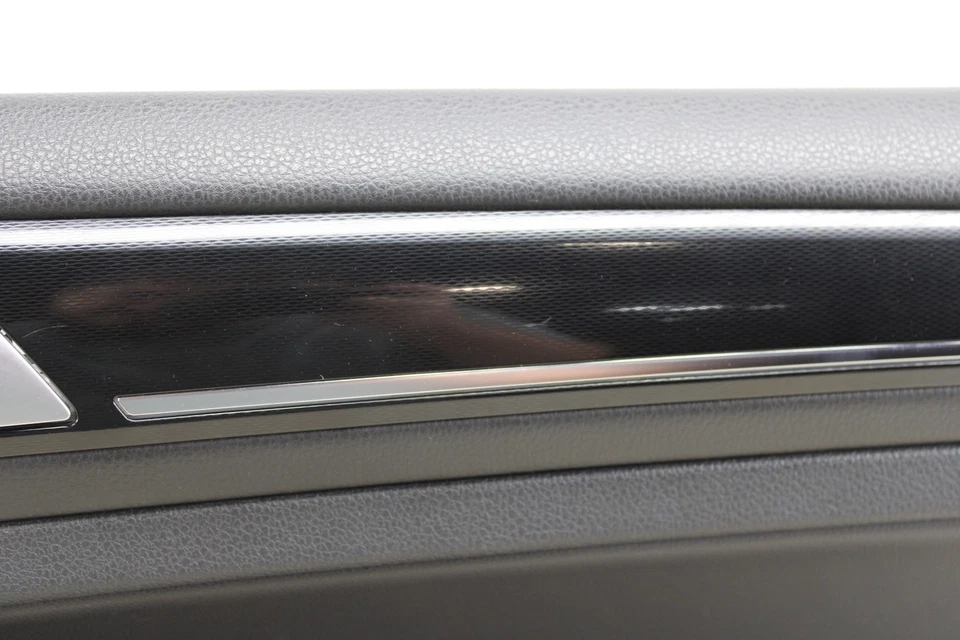 2015-2017 Volkswagen GTI Front Right Door Panel OEM LX111 - Image 3 of 4