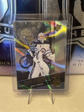 25-26 2025-26 SPx Connor Hellebuyck GOLD Parallel #8 Winnipeg Jets