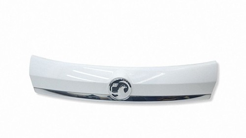 License plate light bar